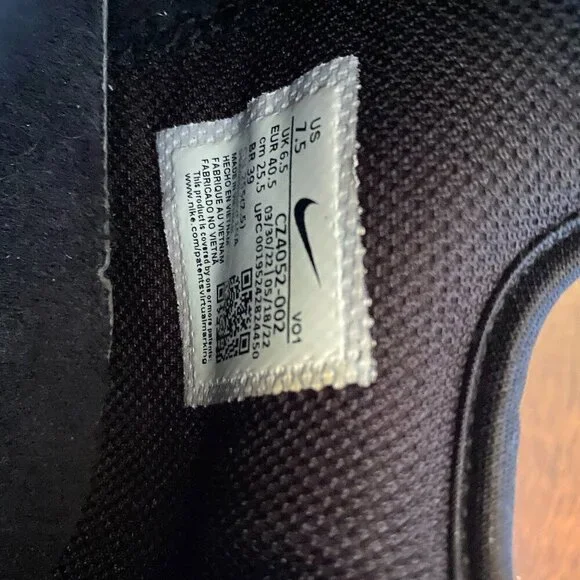 Men's Lebron Witness 6 Basketball Shoes - Picture 7 of 8